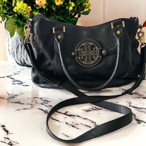 Tory Burch Black Leather Amanda Classic Hobo Satchel Purse Gold Tone Emblem